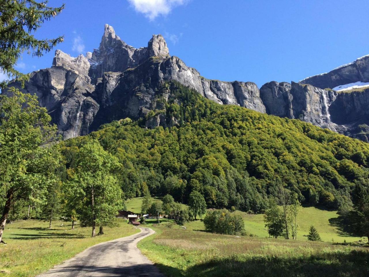 Village Vacances Le Salvagny Sixt Exterior foto